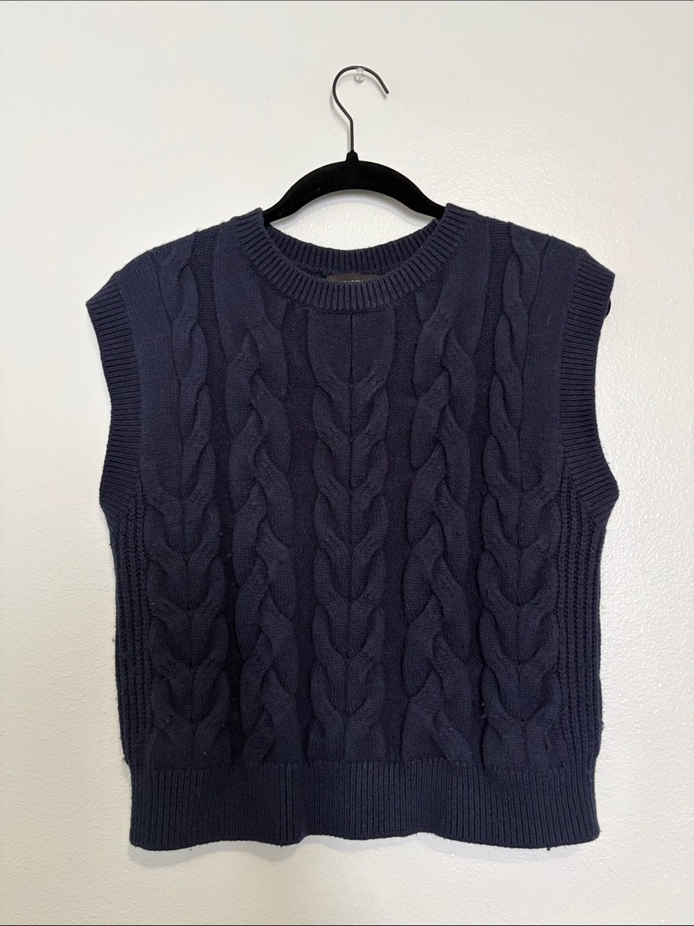 Banana Republic Dark Navy Cable-Knit Crewneck Sweater XS